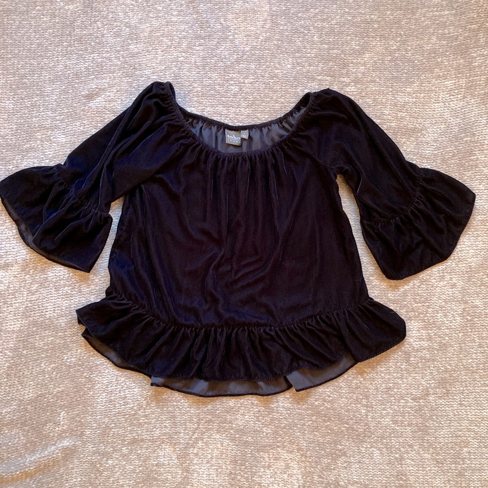 NY&CO Black Velvet Ruffle Blouse Bell Sleeve Boho Small‎